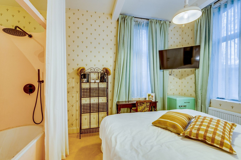 Room 4, Luxury Private Sauna in Historic Bruges, West-Vlaanderen