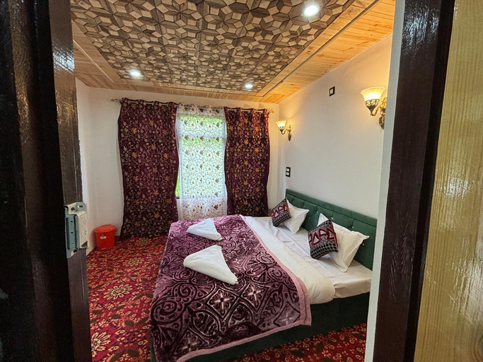 Bedroom 2, Eurostay, Anantnag