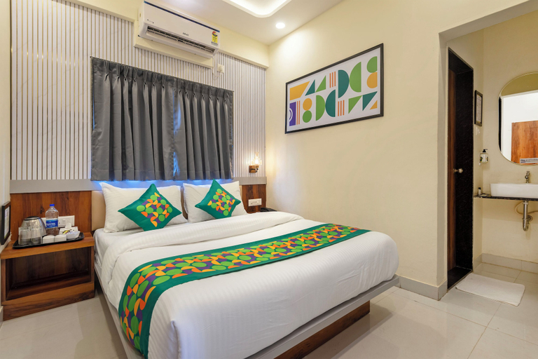 Room 4, Treebo Himalayan Homestay, Pune