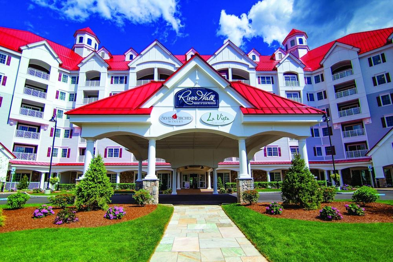 Exterior & Views 1, Riverwalk Resort At Loon Mountain, Grafton