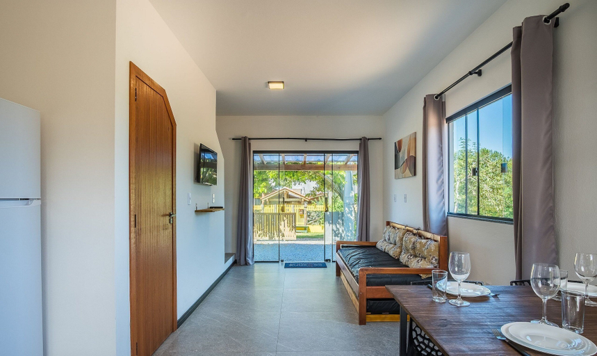 Interior, House w/ Suite and BBQ Grill in Imbituba Psl0002, Imbituba