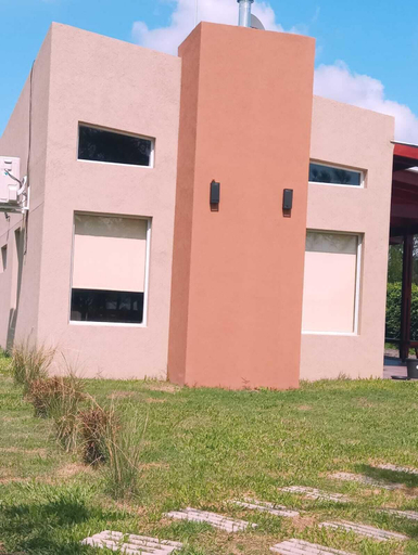 Property grounds, Pinares del Norte, Federación