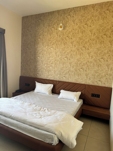 Room 3, Infinity Resort & Restaurant Inb, Indore