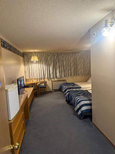 Room 2, Barnays Motel, Division No. 3