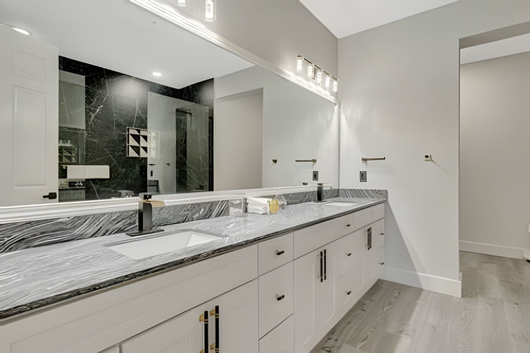Bathroom, Vista Cay 4BR Luxury Near Universal Studios, Orange