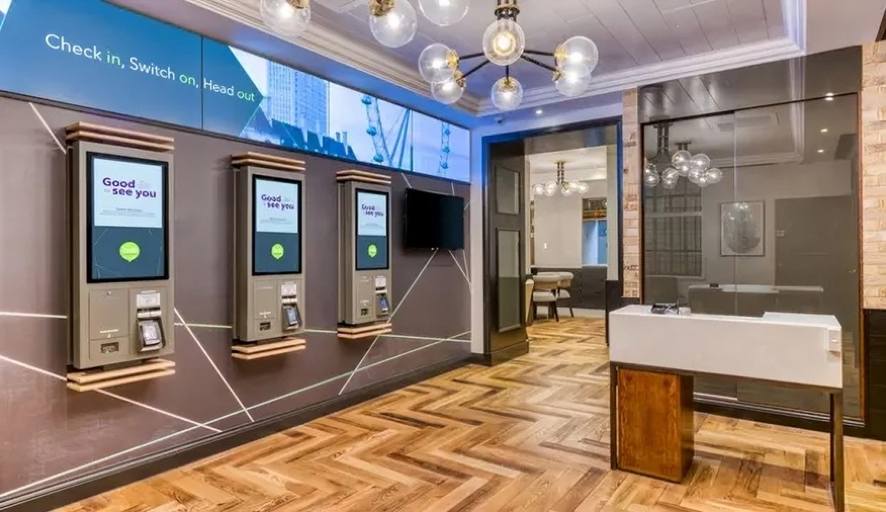 Others 2, hub by Premier Inn London Farringdon - Old Bailey, London