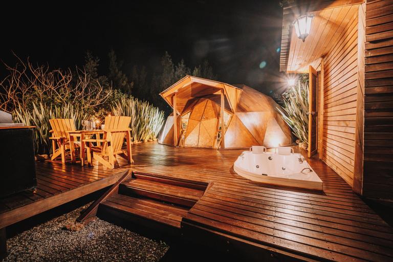 Outdoor dining 5, Ráquira Glamping, Ráquira