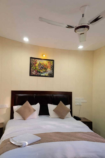Bedroom 5, Hotel Laxman Grand, Garhwal