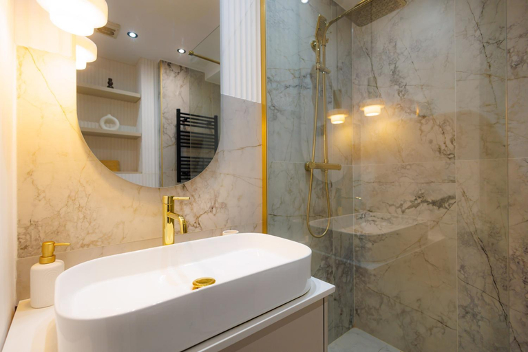 Bathroom 2, Hotel Terra Balneo, Galati