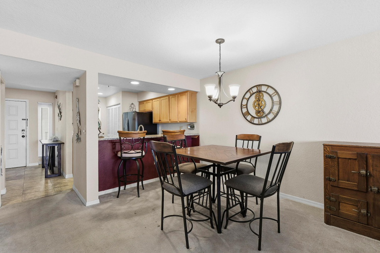 Dining 2, Bouchelle Island 203, Volusia