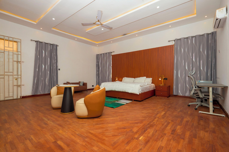 Room 4, Tamarind Guesthouse and Suites, Accra
