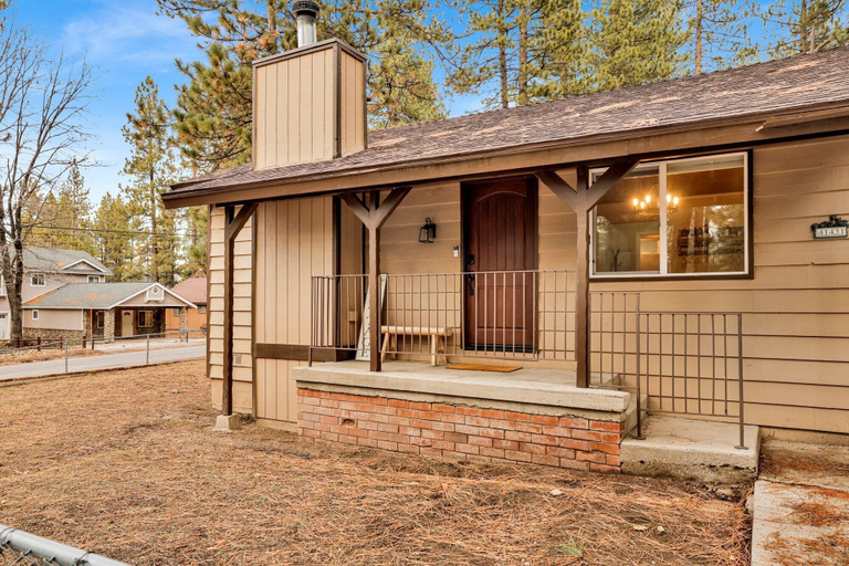 Exterior & Views 2, Bohemia BIG Bear #1926, San Bernardino