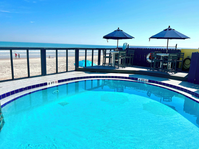 Room 4, Sea Serenity - Sea View at Symphony Beach Club, Volusia