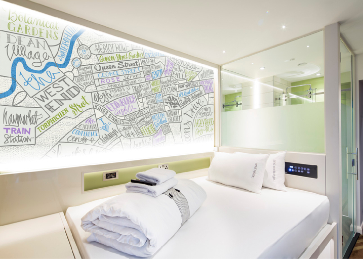 Others 3, hub by Premier Inn London Farringdon - Old Bailey, London