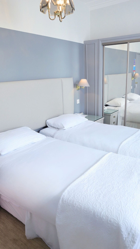 Bedroom 4, Centennial Hotel, Cambridgeshire