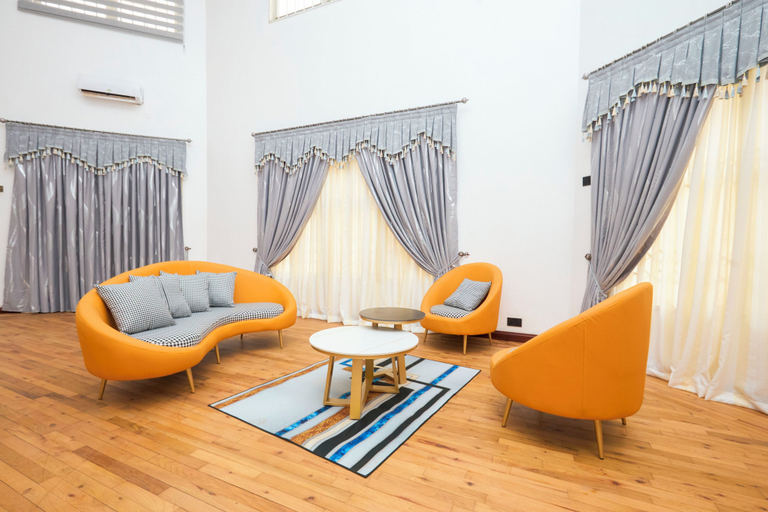Living area, Tamarind Guesthouse and Suites, Accra