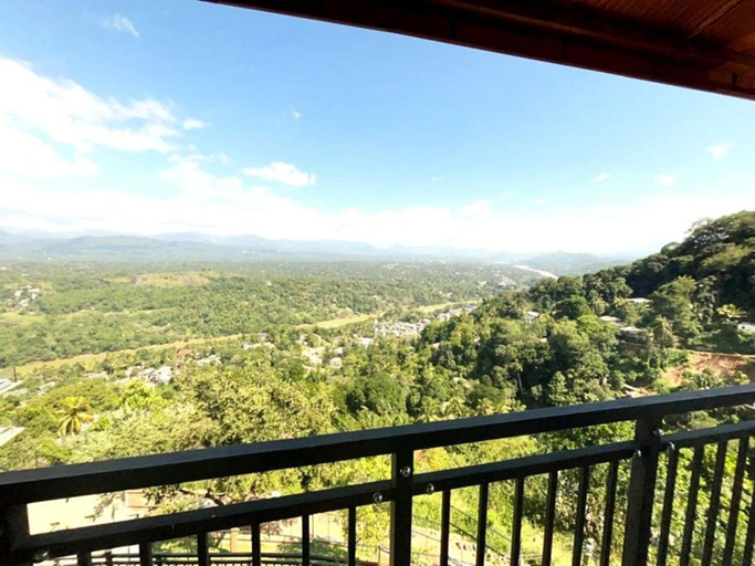 Garden view, blissfull Ridge Bungalow Kandy, K.F.G. & G. Korale