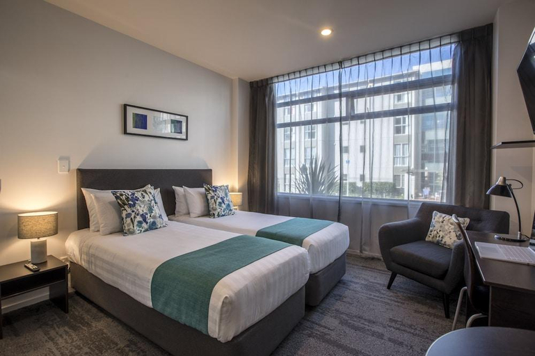 Bedroom 2, Quest Henderson Apartment Hotel, Waitakere