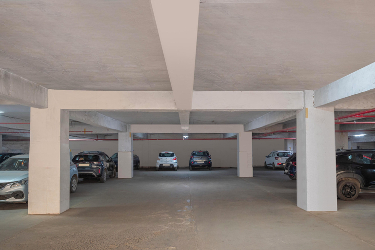 Parking 3, Itsy Hotels Prime Unity, Ahmadabad