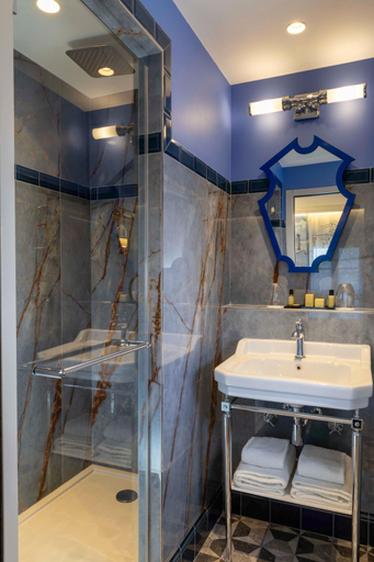 Bathroom 5, Hôtel Le Magnifique Paris, Paris