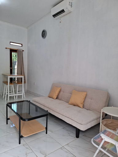 Others 3, Imah Baba Homestay, Serang