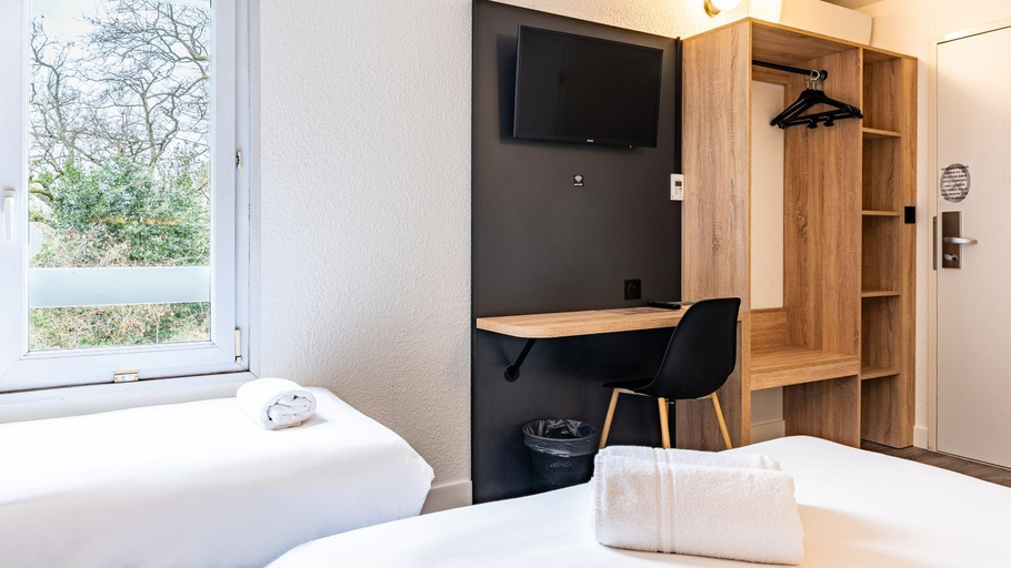 Bedroom 2, Kyriad ECO - Anglet Cote Basque, Pyrénées-Atlantiques