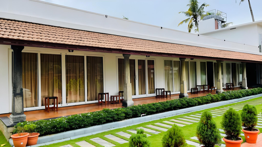Exterior & Views 5, Breakwater Palace, Ernakulam