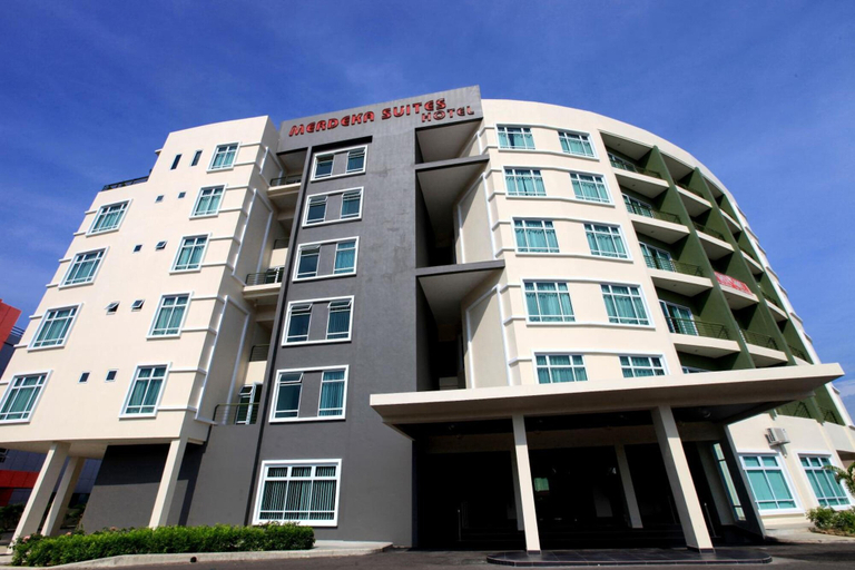 Exterior & Views, Merdeka Suites Hotel, Miri