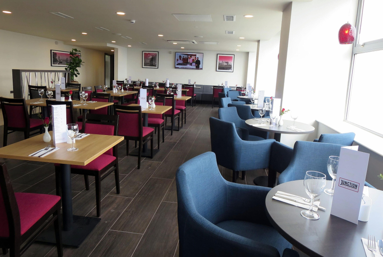 Food & Drinks 5, Ramada by Wyndham East Kilbride, South Lanarkshire