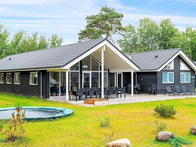 Exterior & Views 1, Holiday Home in Væggerløse, Guldborgsund