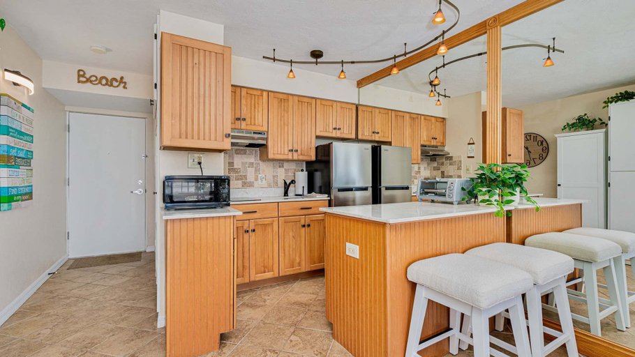 Room 5, Coastal Cozy - Ocean View at Symphony Beach Club, Volusia