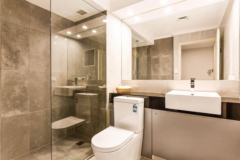 Bathroom 4, Quality Hotel Manor, Whitehorse - Nunawading E.