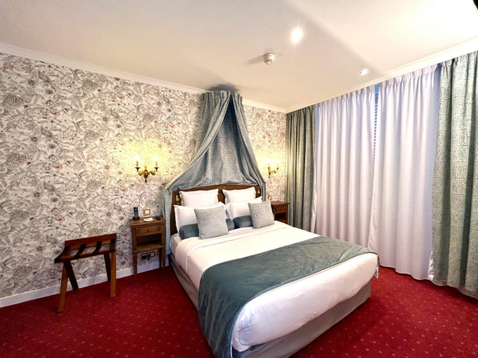 Bedroom 2, Hotel de Varenne, Paris