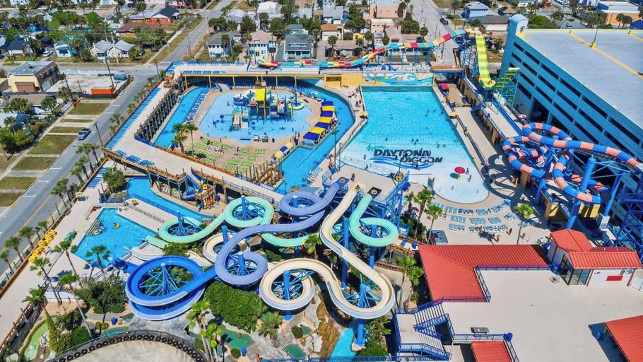 Room 5, Ocean Oasis - Ocean View At Symphony Beach Club and King Bed, Volusia