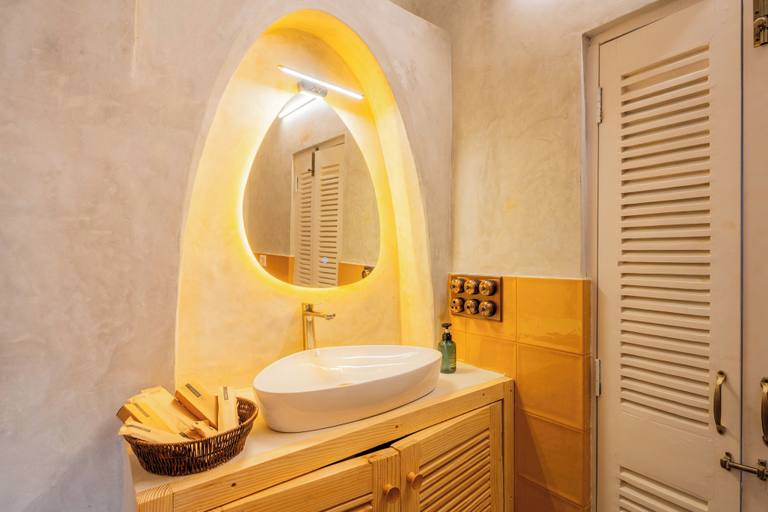 Bathroom 3, ELIVAAS Casa Mandala 4BHKVilla with pool, North Goa
