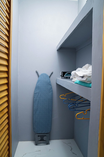 Room 2, Chenko Villas & Cars