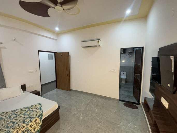 Room 3, Shree Shyam Kiran Palace, Sikar