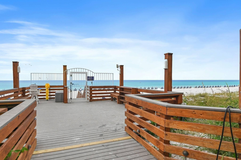 Property grounds 4, Beachside II #4260, Walton