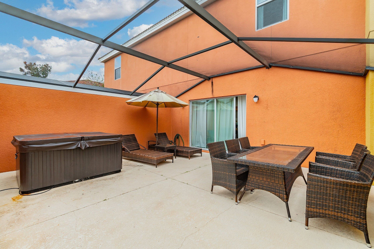 Primary image, Cozy Villa 3bd/3ba - King Bed - Private Jacuzzi, Osceola