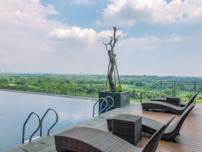 Swimming Pool 4, Neat Studio for 2 Pax at Royal Sentul Park Apartment By Travelio, Bogor