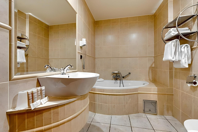 Bathroom 5, Diament Arsenal Palace, Siemianowice Śląskie