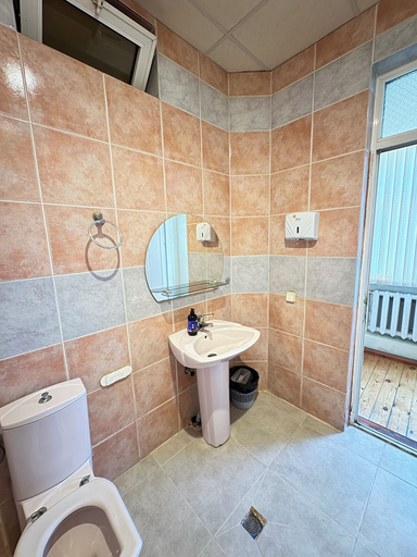 Shared bathroom 2, Caravanserai Hostel, Baku