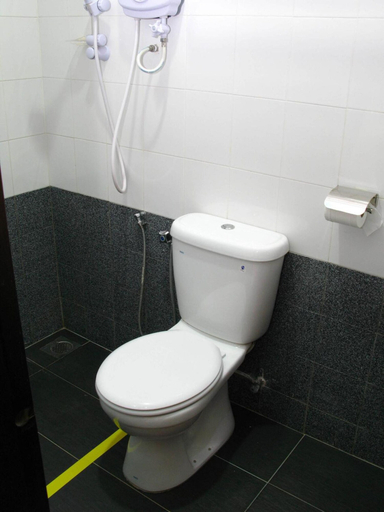 Bathroom 5, Goodhope Hotel Shah Alam, Shah Alam