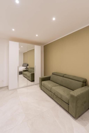Others 5, Suites Gaudioso Napoli Center, Napoli