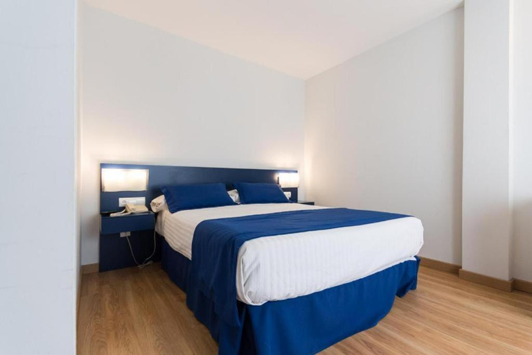 Bedroom 3, Hotel Bemon Playa, Cantabria