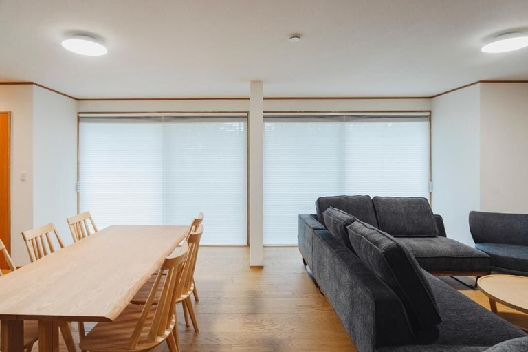 Interior 2, Haku, Miyazu
