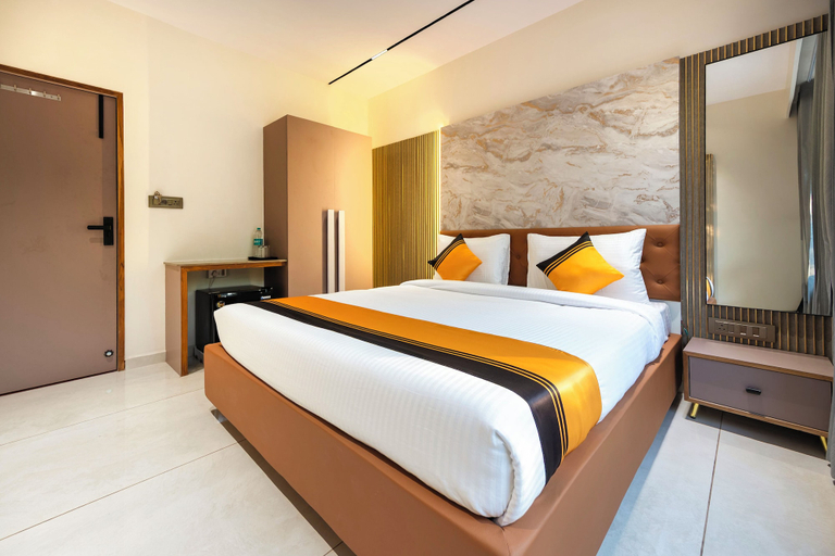 Room 2, Itsy Hotels Prime Unity, Ahmadabad