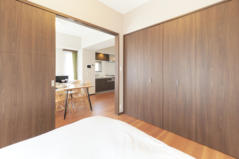 Room 4, Cure Azumabashi by Tranova