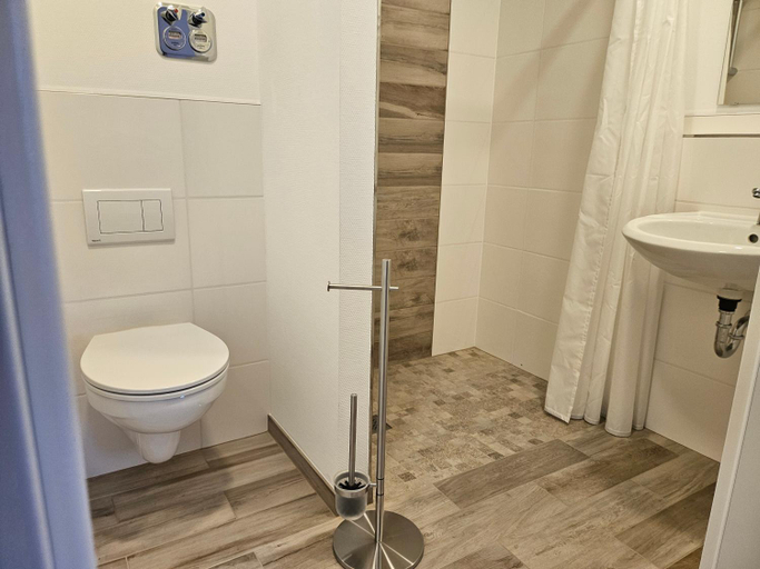 Bathroom, Flora-Apart-Residenz, Märkisch-Oderland