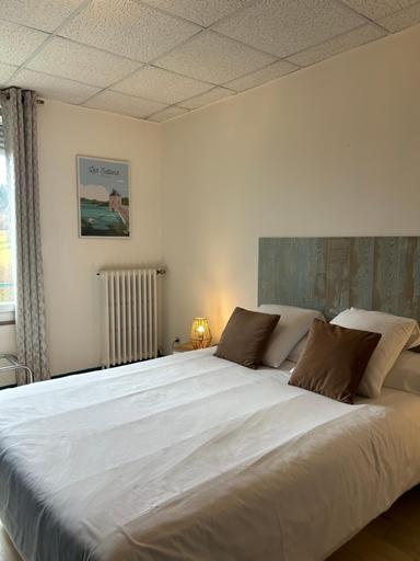 Bedroom 2, Hotel l'Annexe, Nièvre